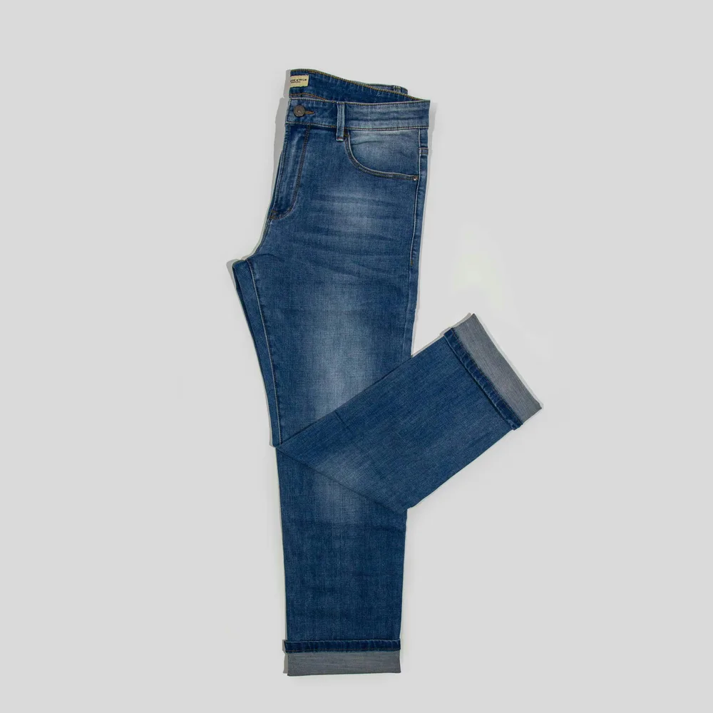 Jean slim fit hombre